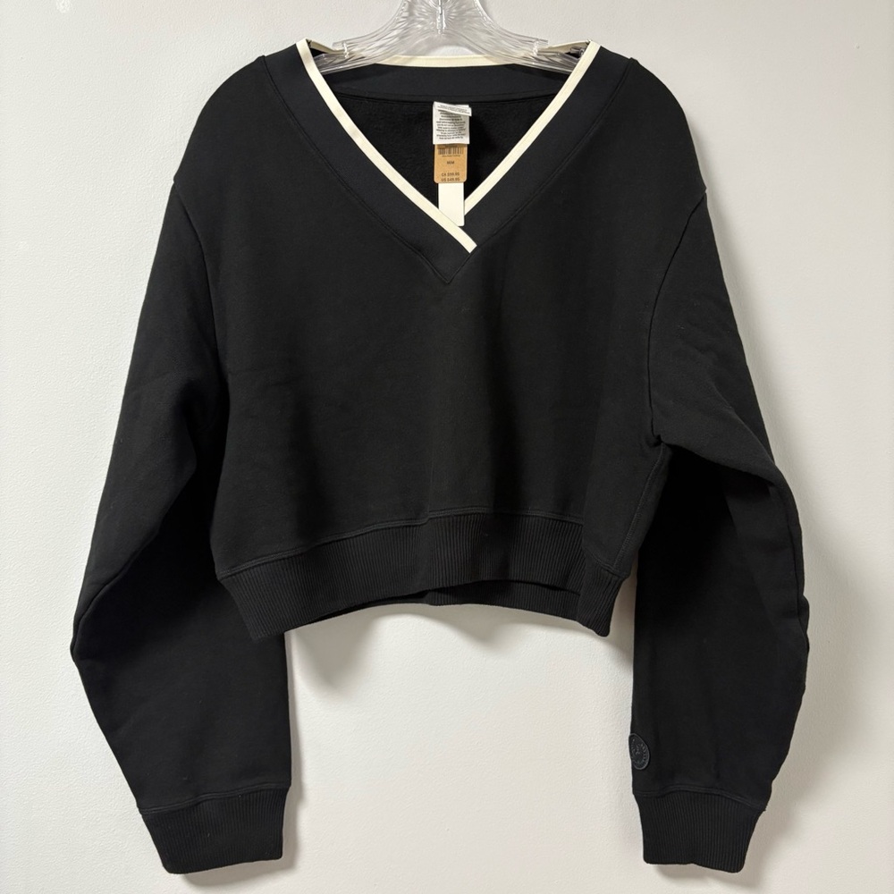 VS Pink Premium Fleece V-Neck Pullover Size M